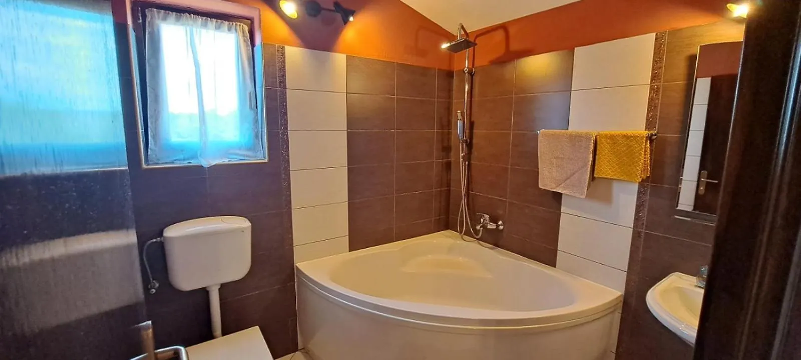 Apartment Rojnic Galizana Croatia