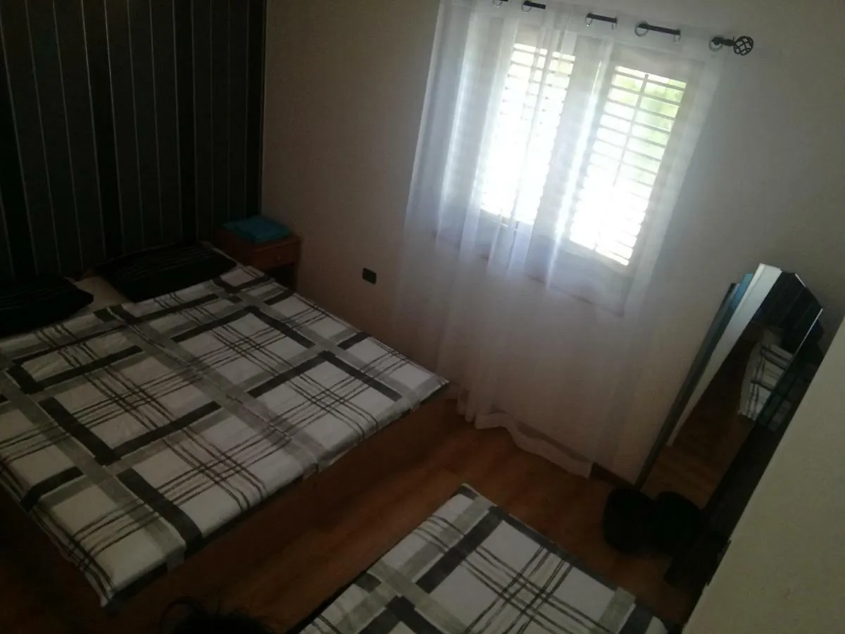 Apartment Rojnic Galizana